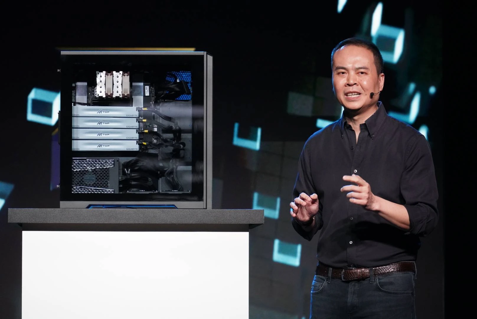 Amd Radeon Pro R9700 Ai Top