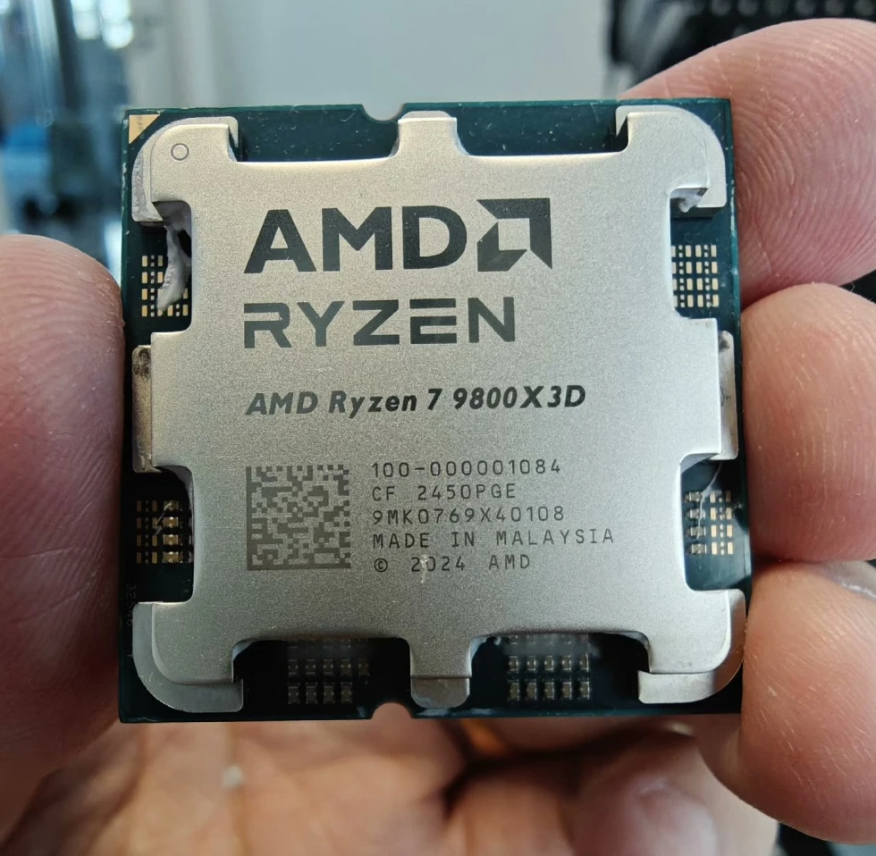 Ryzen 7 9800x3d Faux Chiphell