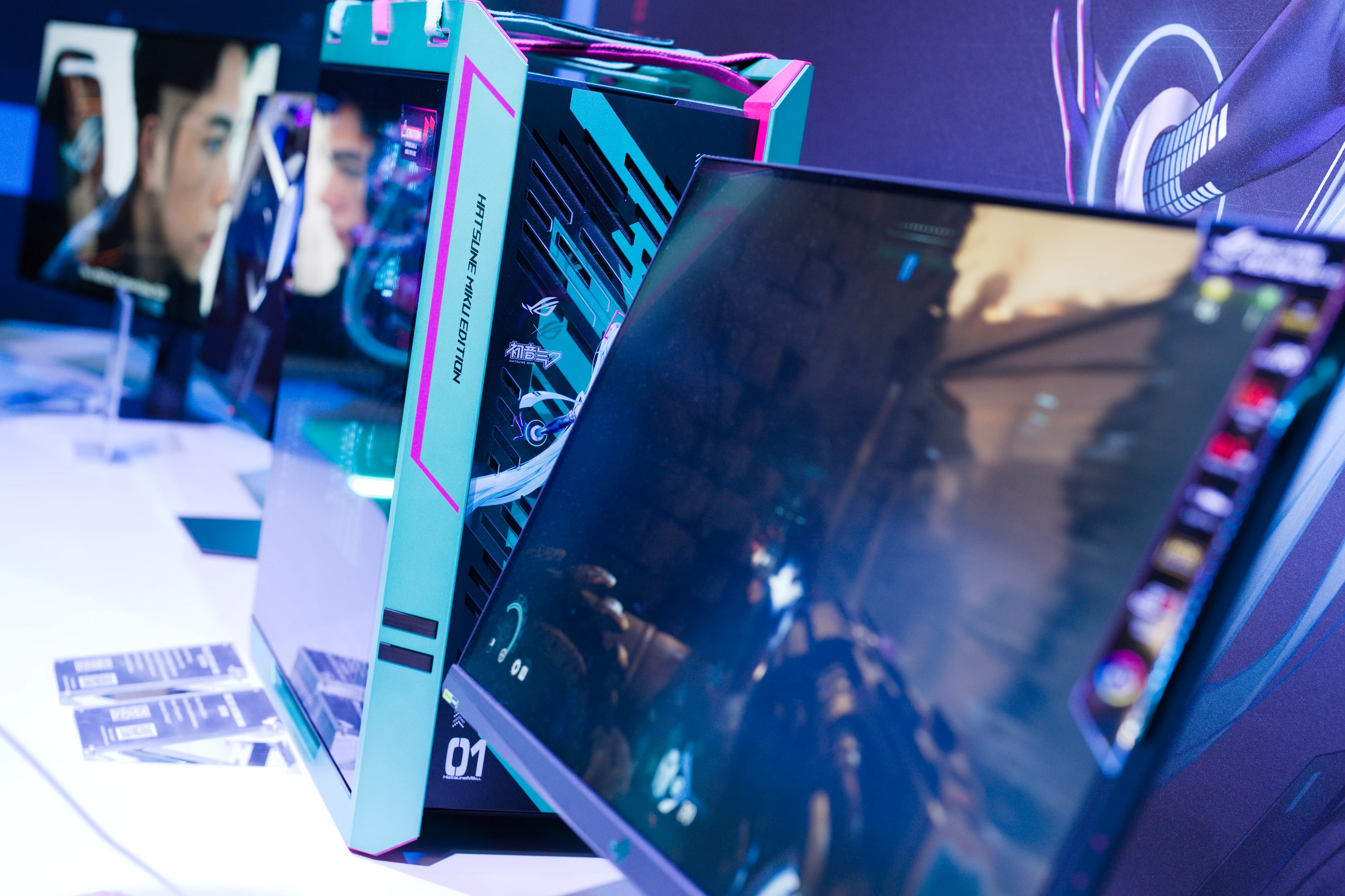 Pgw25 Asus Hatsune Miku