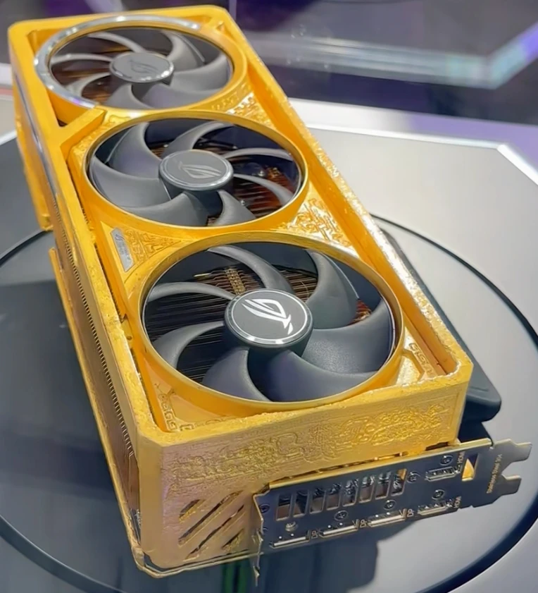Asus Rtx 5090 Rog Astral Real Gold Edition
