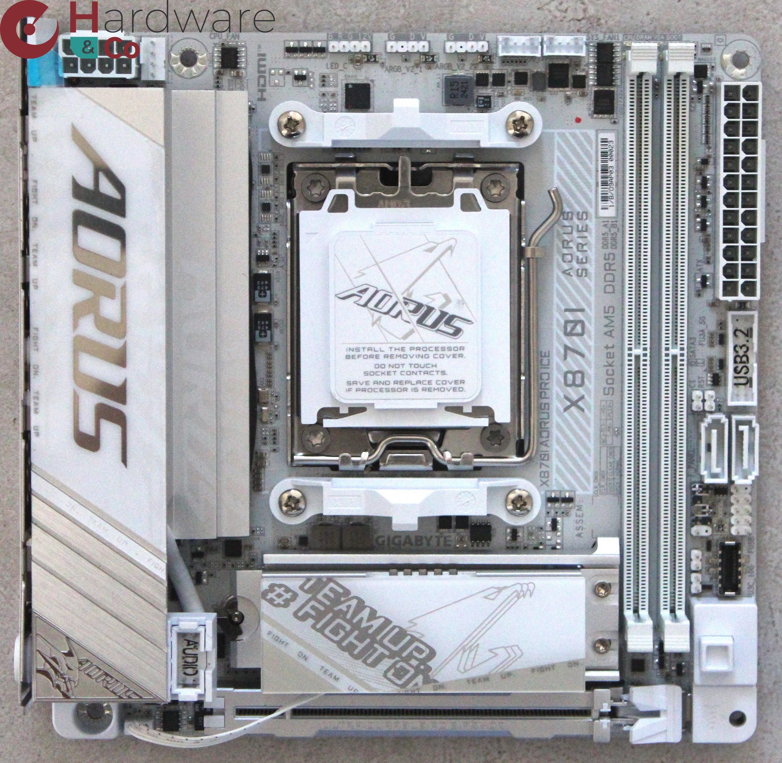 Gigabyte X870i Aorus Pro Ice Face