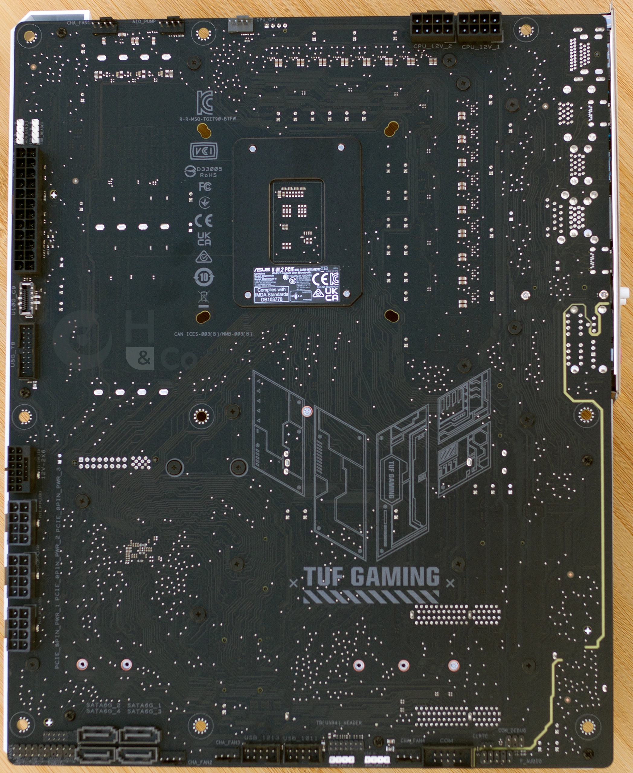 Asus TUF Gaming Z790-BTF WiFI : face arrière