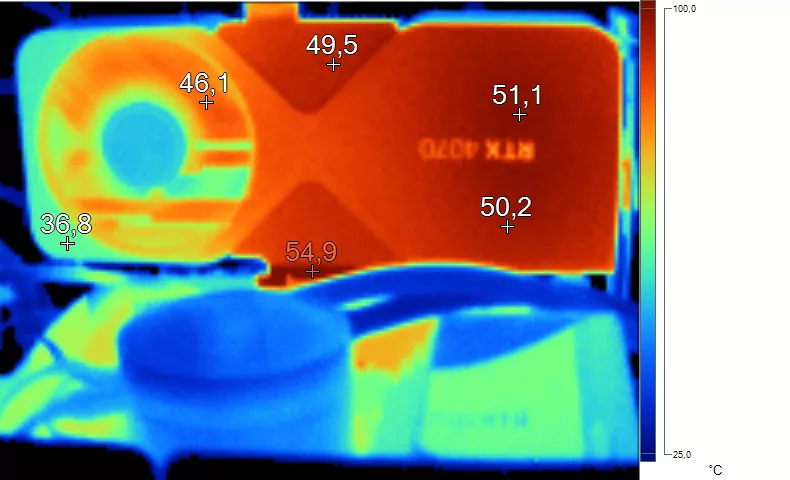 Image thermique de la RTX 4070 FE en jeu