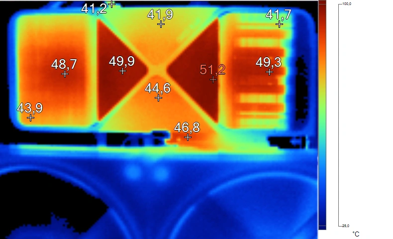 Image thermique de la GeForce RTX 5080 FE en jeu