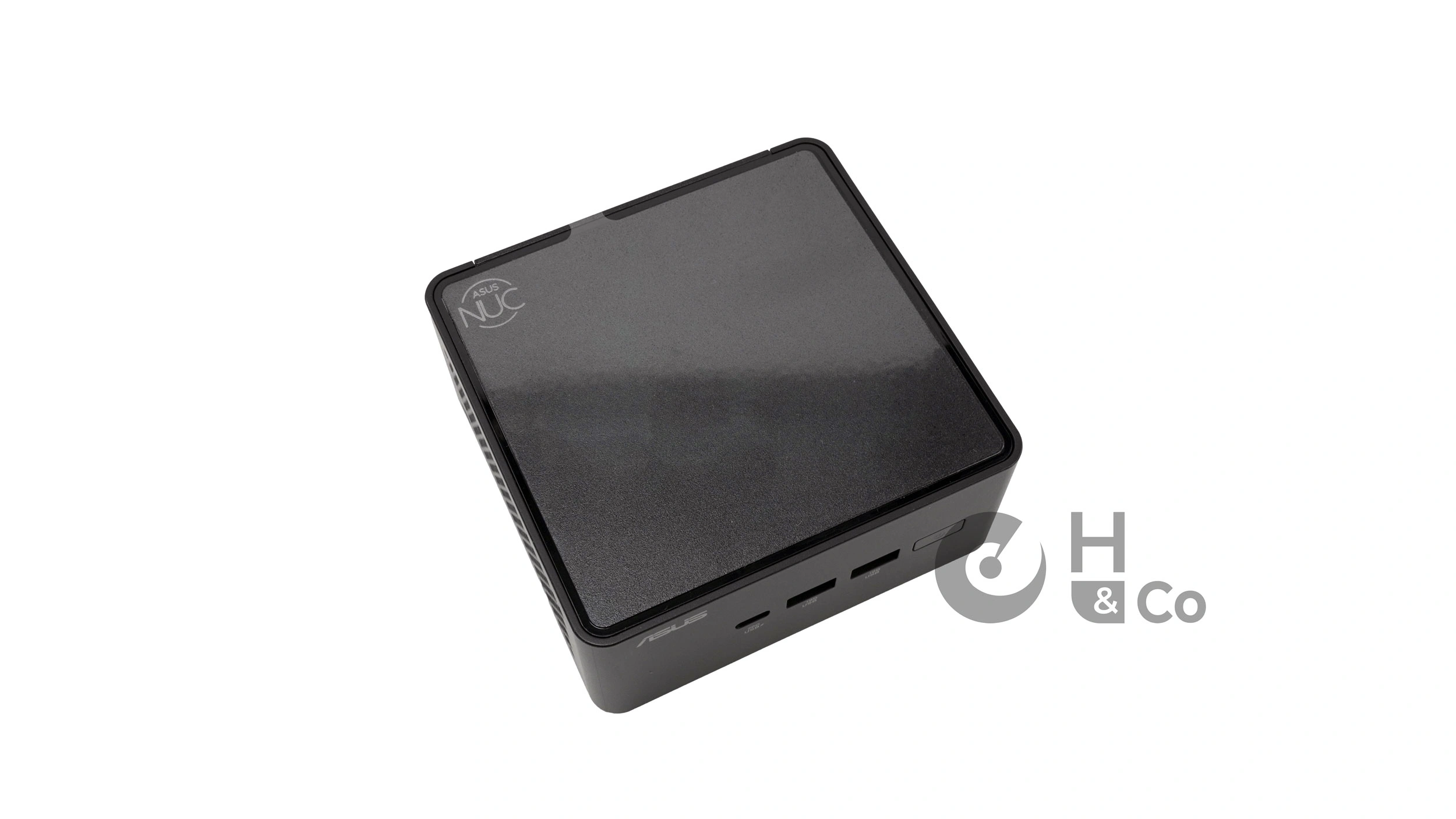 Nuc 15 pro de haut