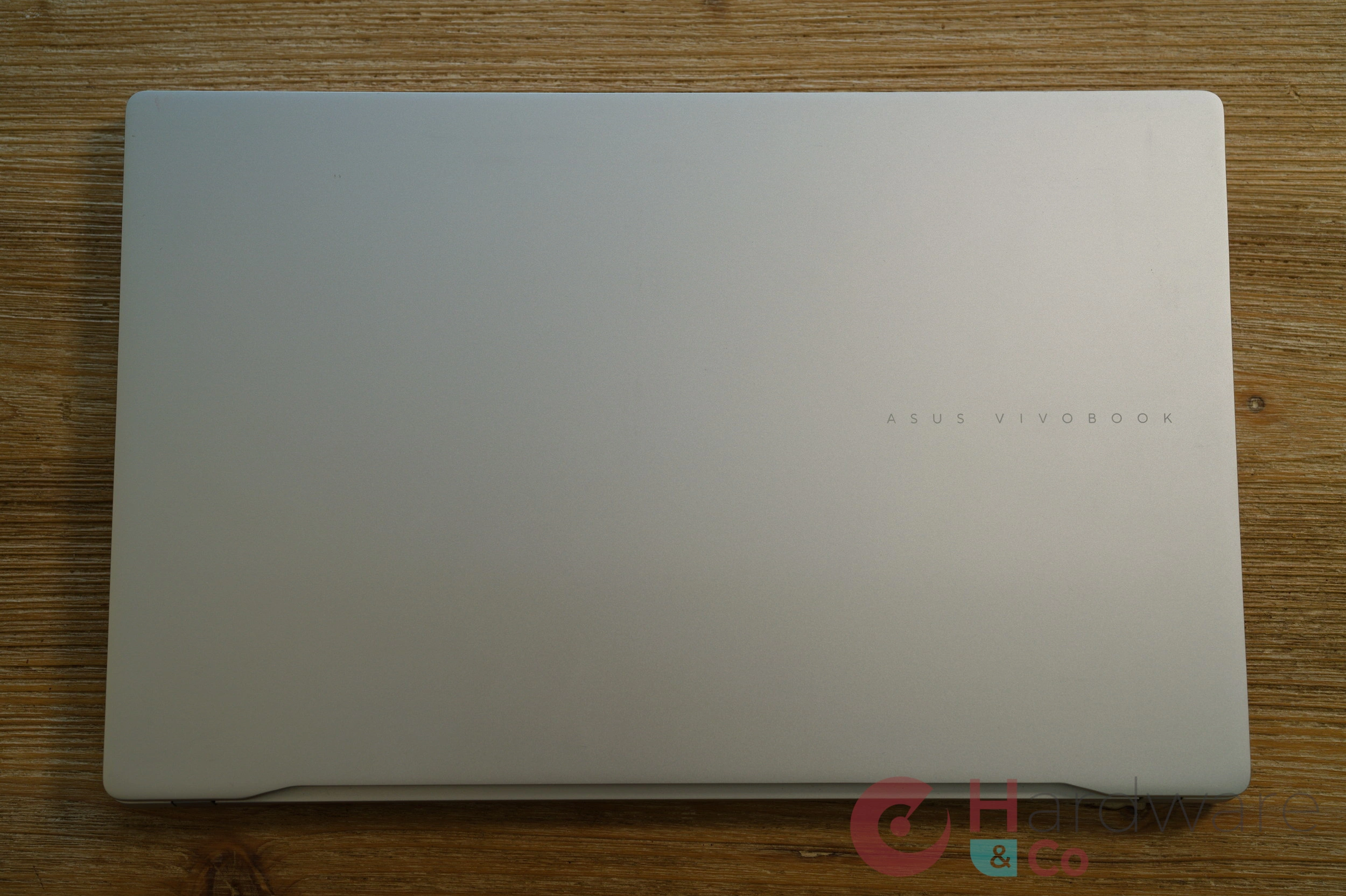 Asus Vivobook S 15 Closed Top