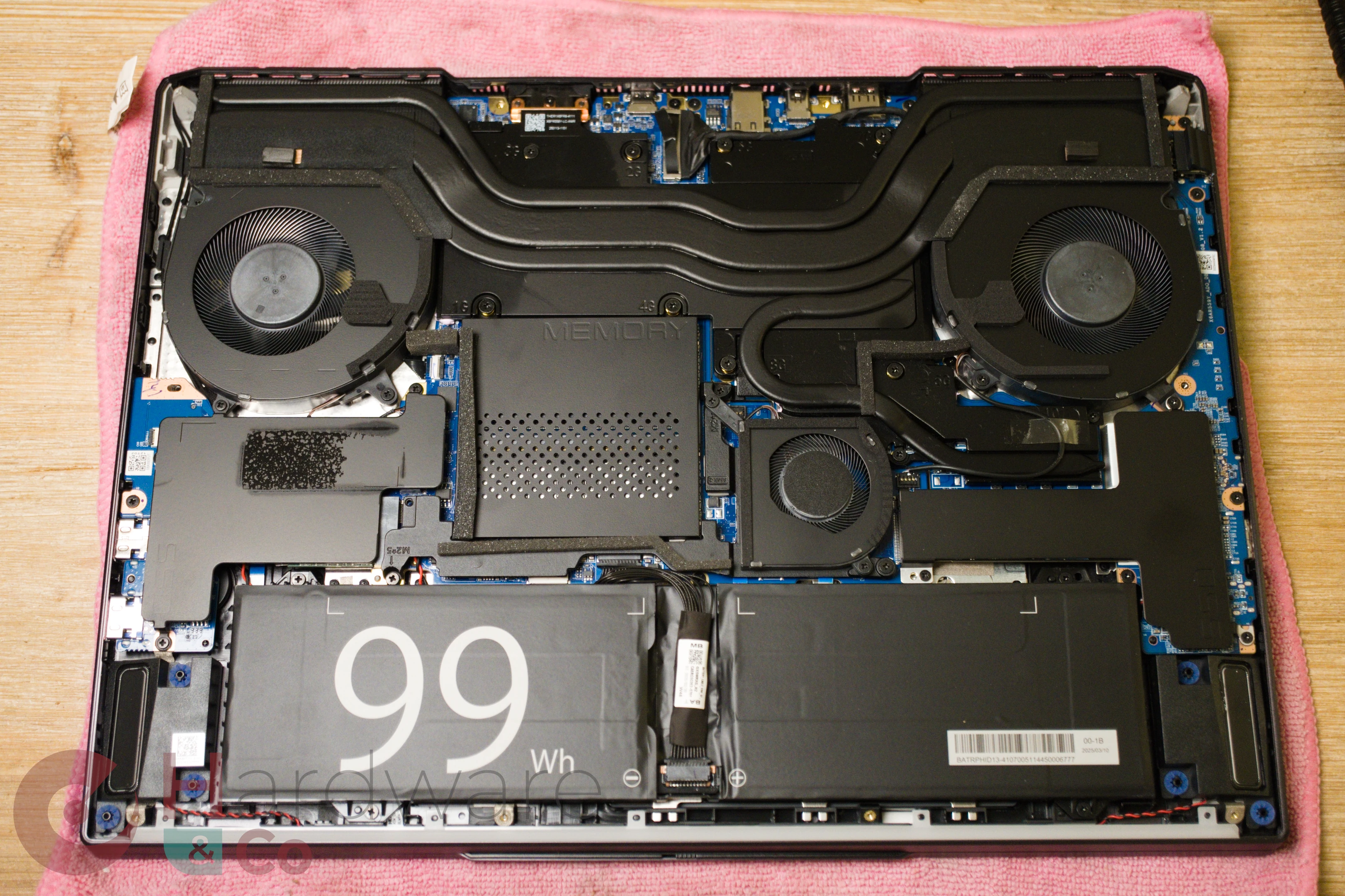 Pcspecialist Recoil 16 Amd Inside