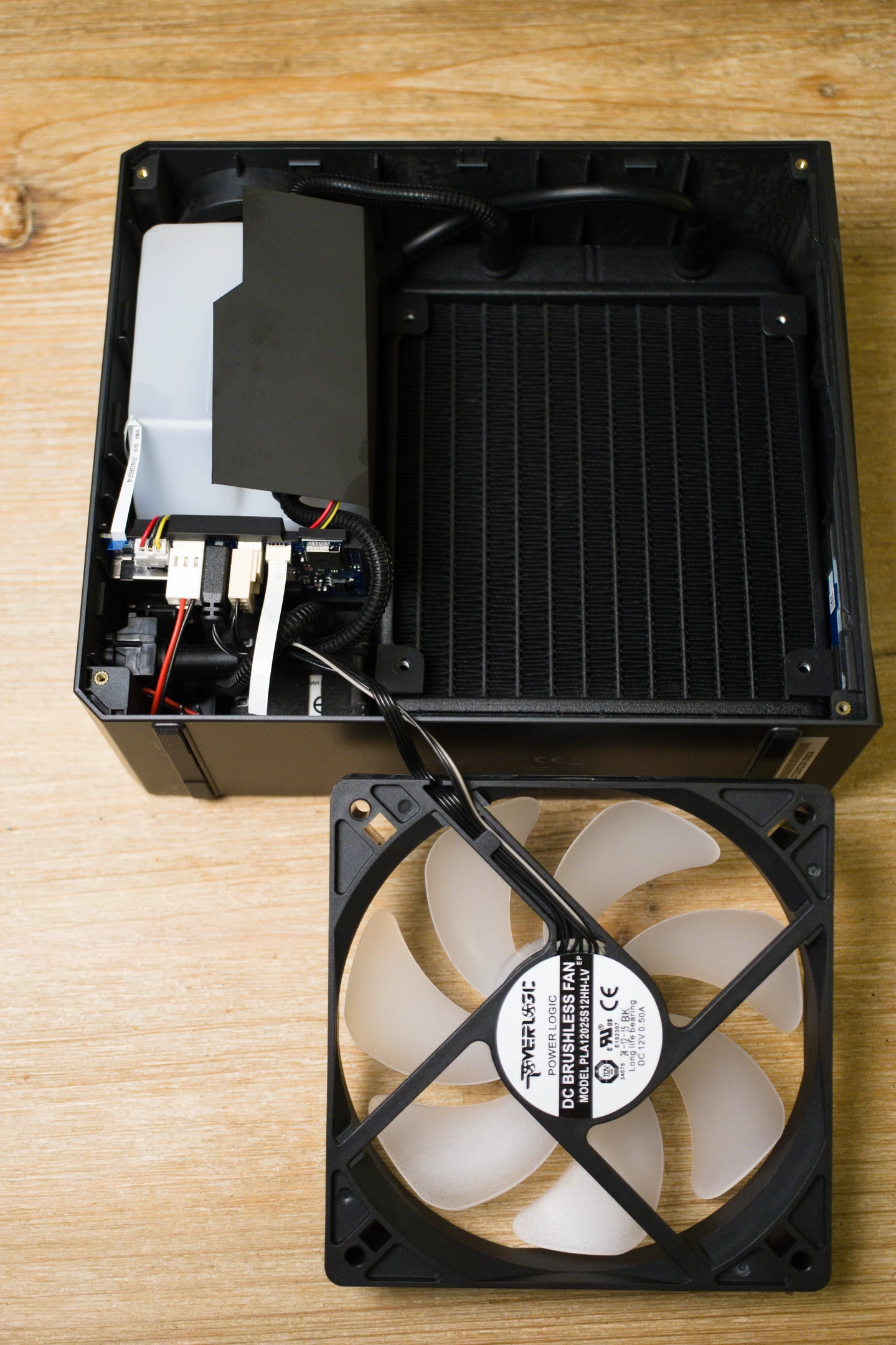 Pcspecialist Recoil 16 Amd Lcu Inside