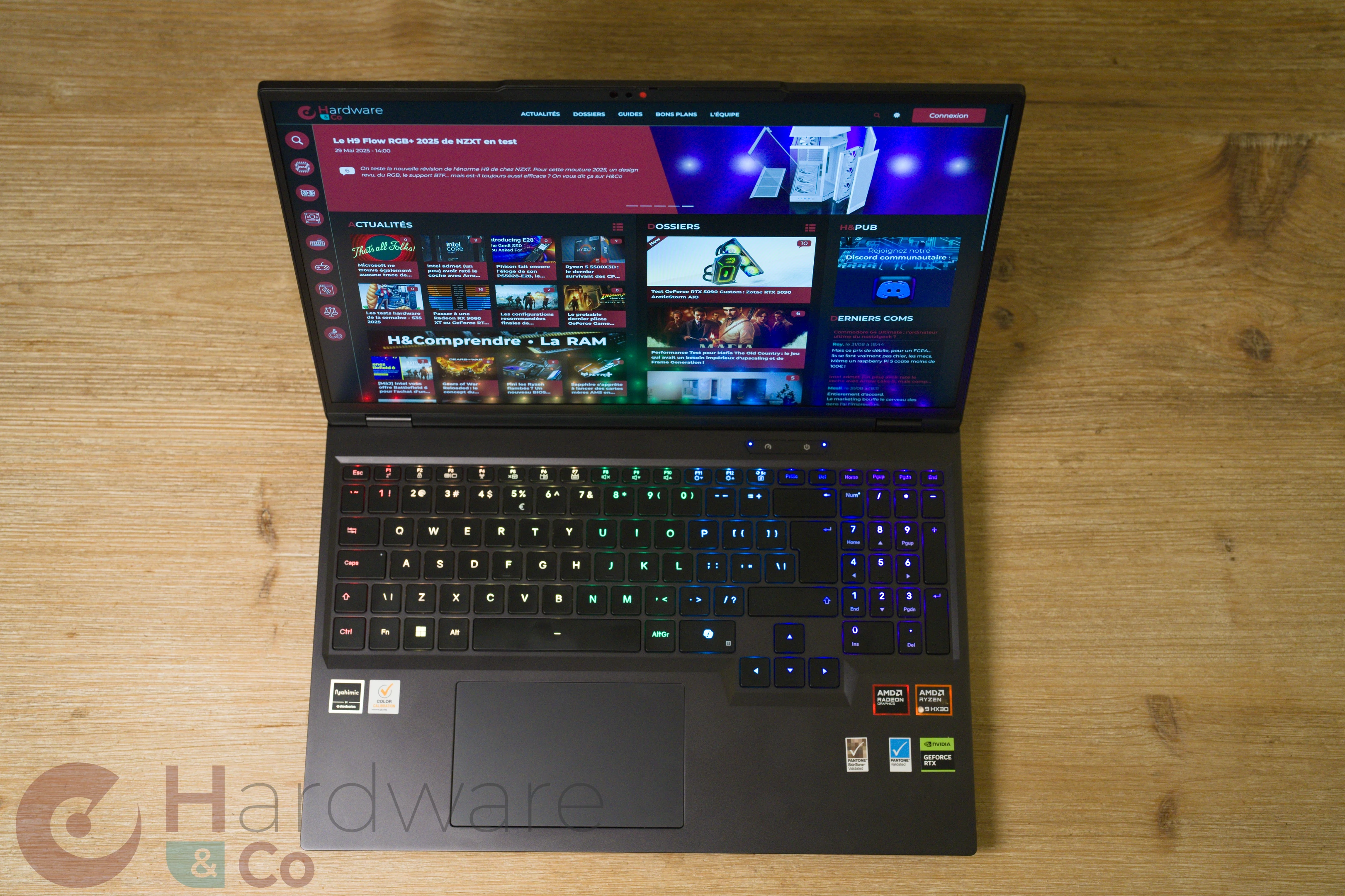 Pcspecialist Recoil 16 Amd Screen Top