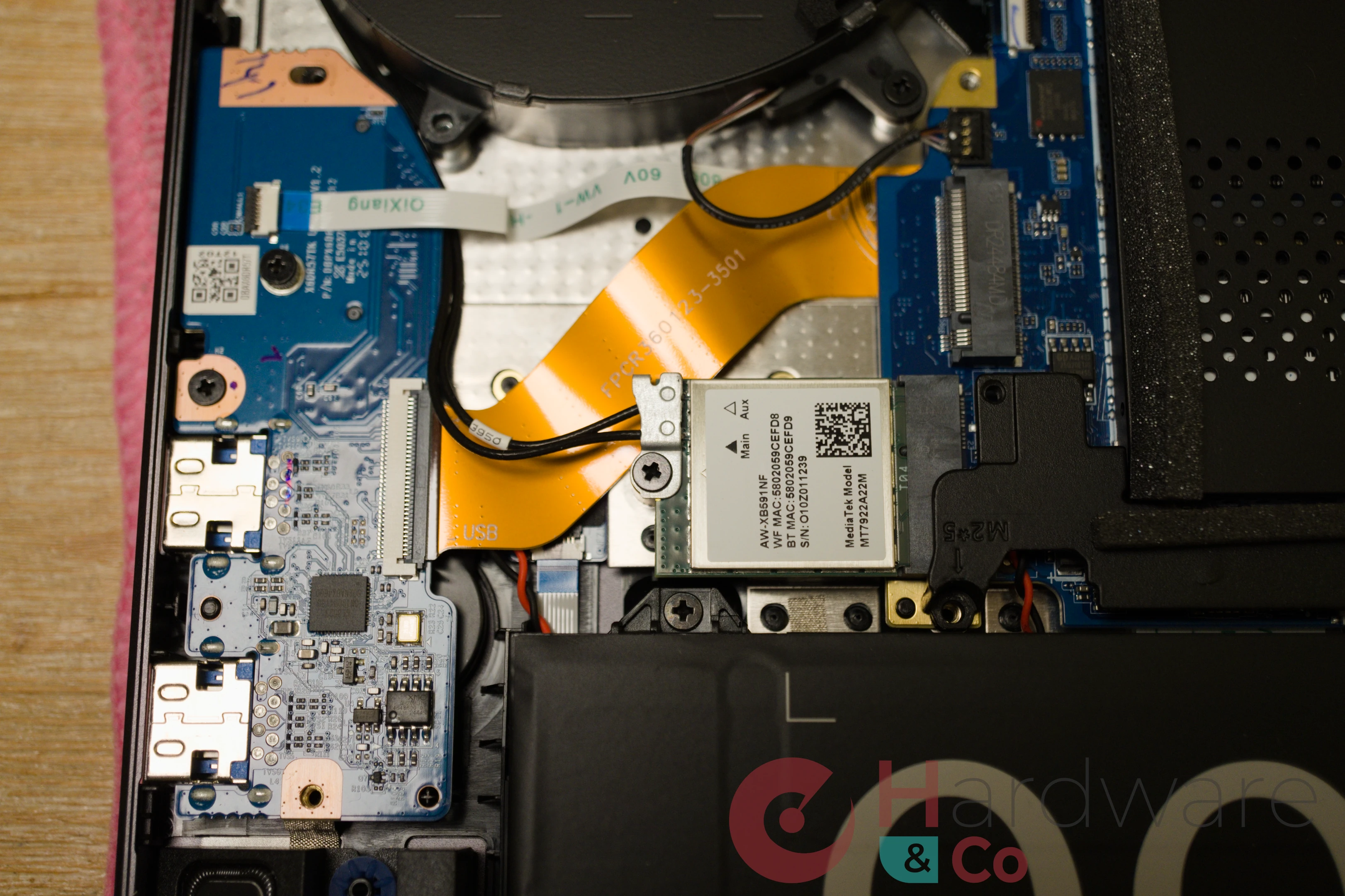 WiFi et SSD optionnel