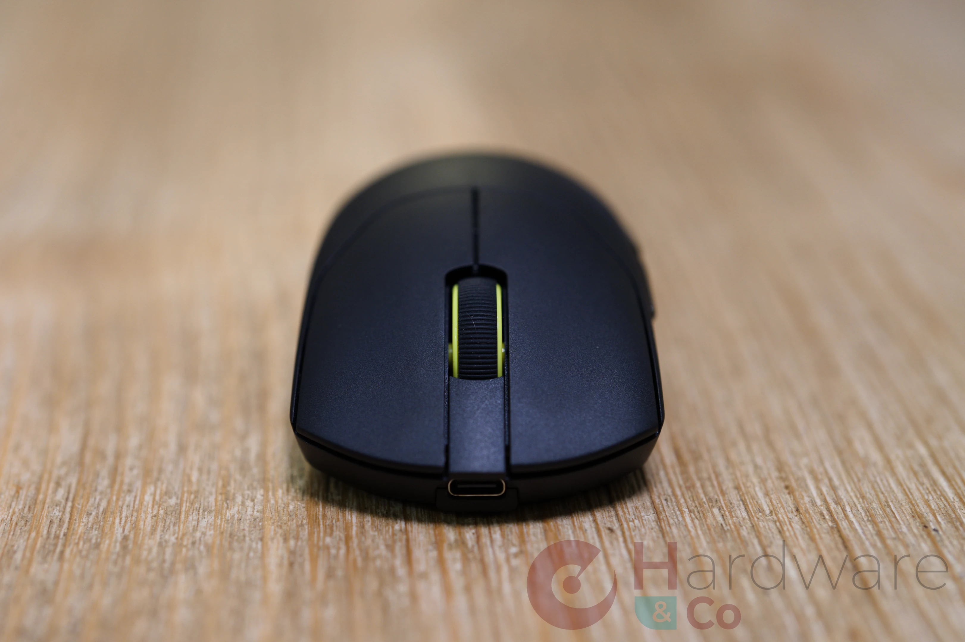 Corsair Sabre Pro Wireless V2 Devant