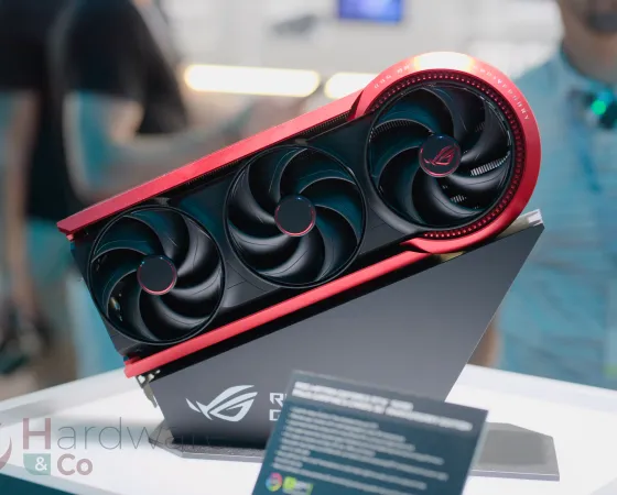 Asus Rog Rtx 5090 Matrix Front Thumb