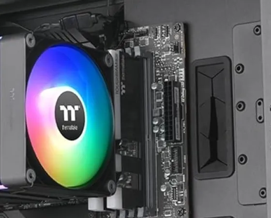 Header Thermaltake Astria Thumb